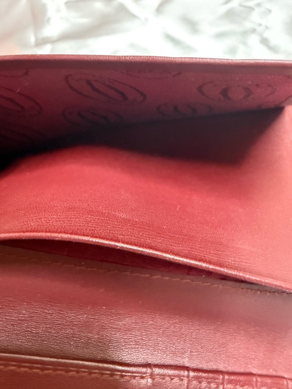Cartier Must de Cartier Burgundy Leather Long Wallet Gold-tone Corners - Picture 5 of 16